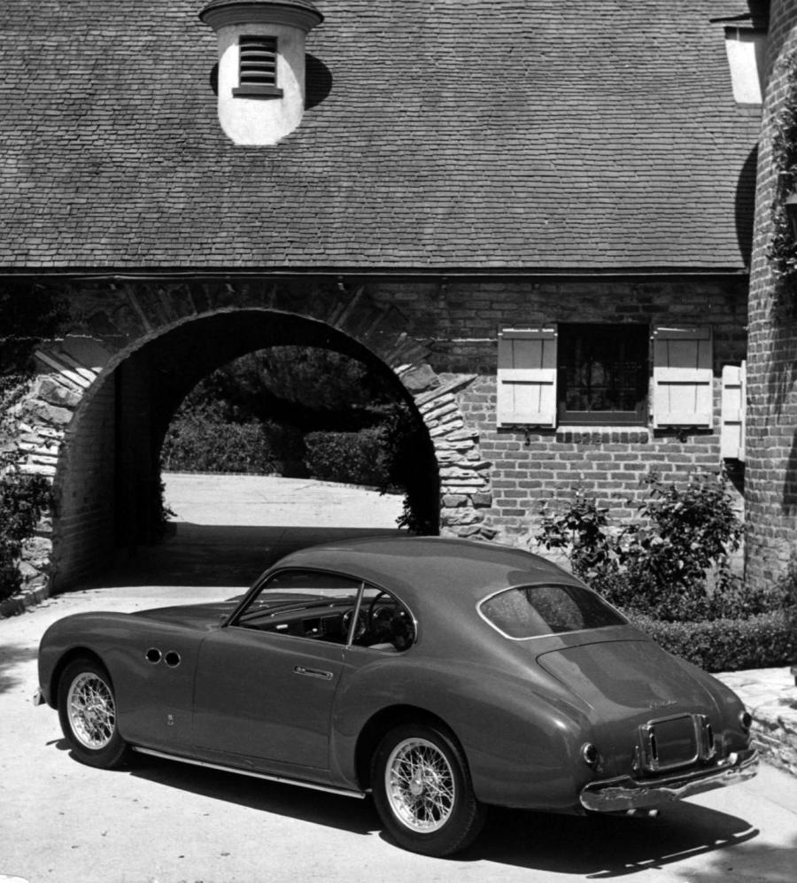  Cisitalia 202 Coupe 1950 года  (фото 2 из 5)